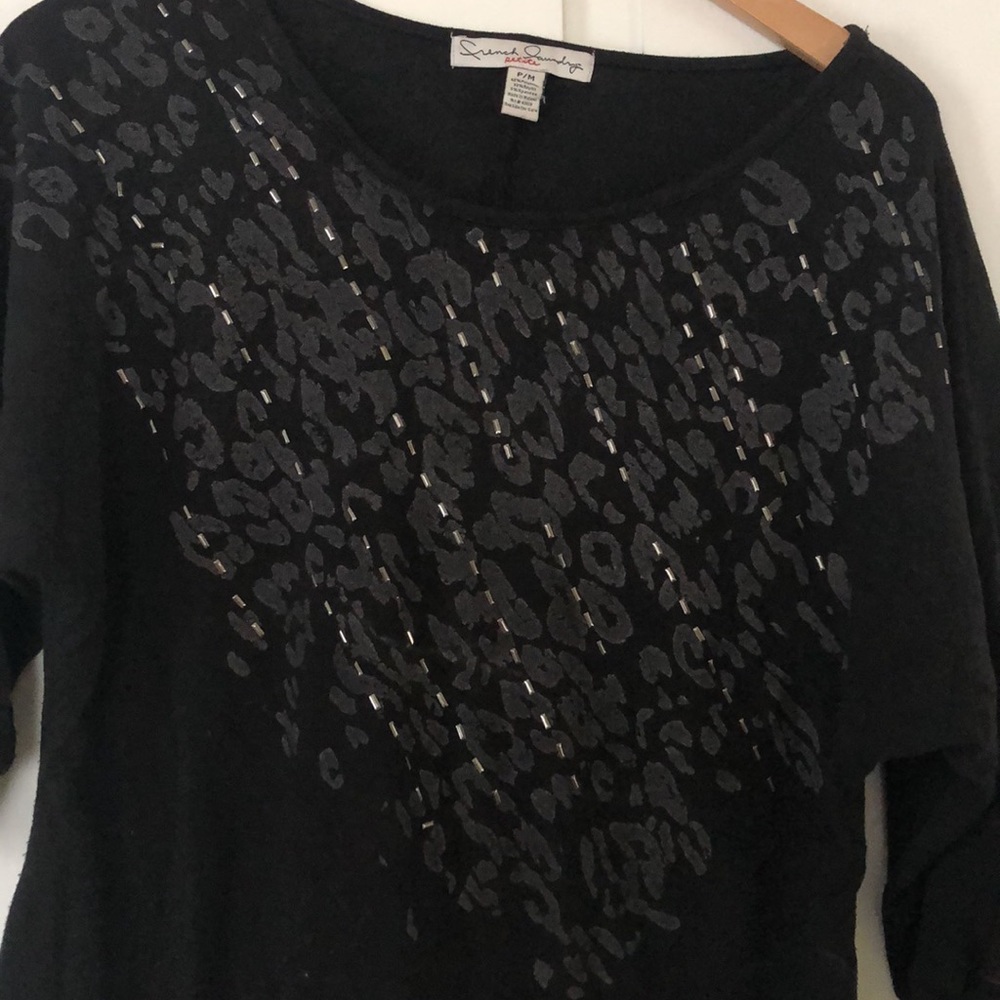 Sweater - Picture 2 of 4
